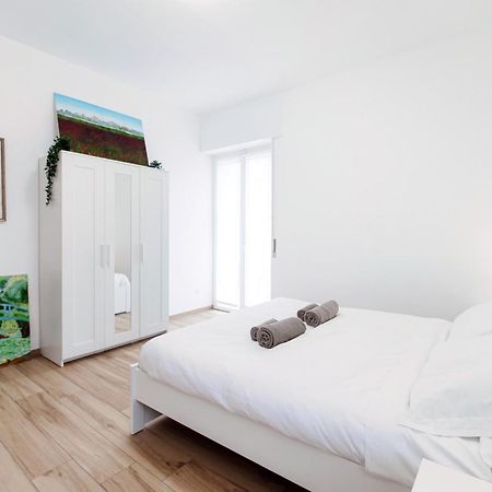 Piazza Roma - The House Of Travelers Apartman Como Kültér fotó