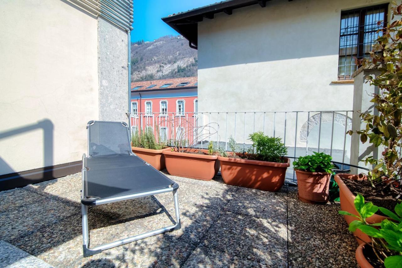 Piazza Roma - The House Of Travelers Apartman Como Kültér fotó