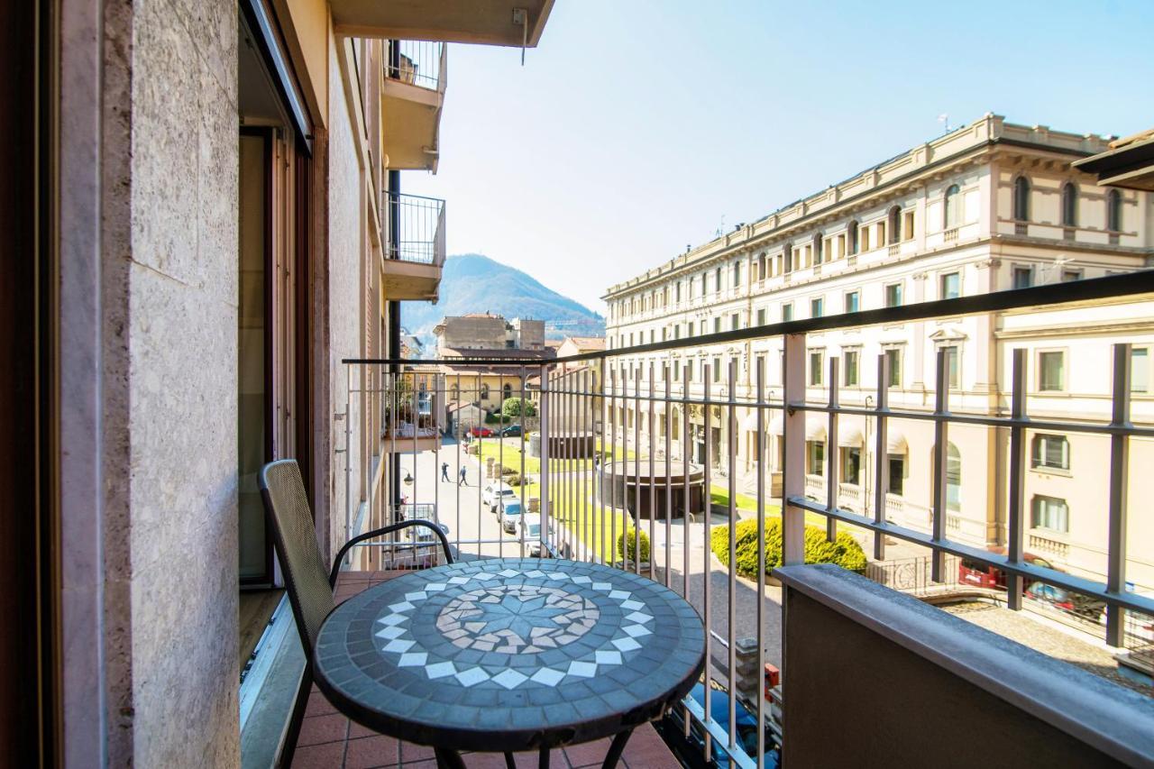 Piazza Roma - The House Of Travelers Apartman Como Kültér fotó